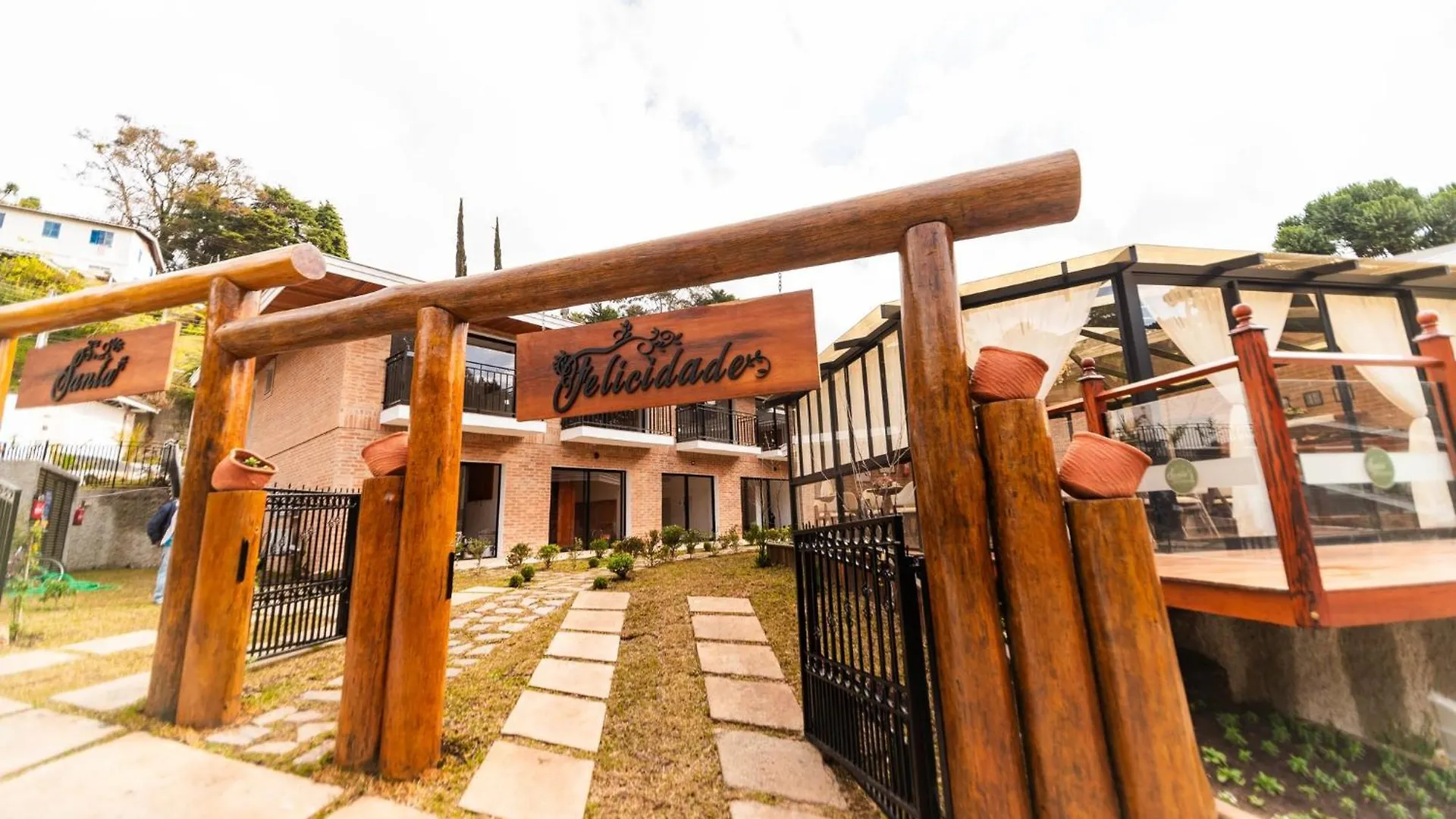 Hotel Pousada Santa Felicidade Campos do Jordao