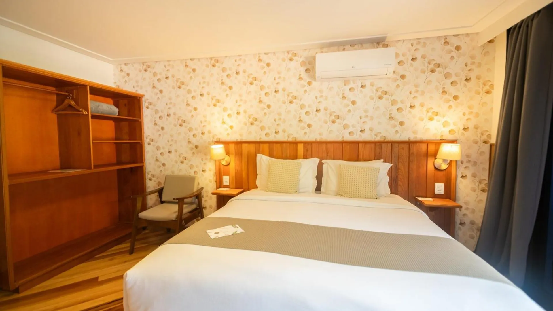 Pousada Santa Felicidade Campos do Jordao Hotel
