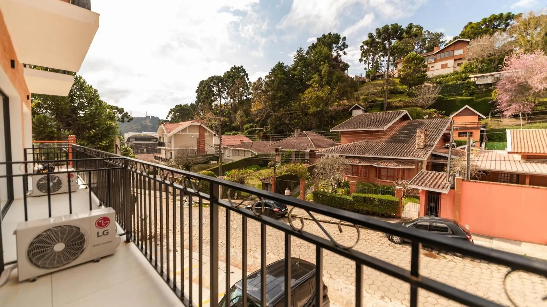 Pousada Santa Felicidade Campos do Jordao Hotel