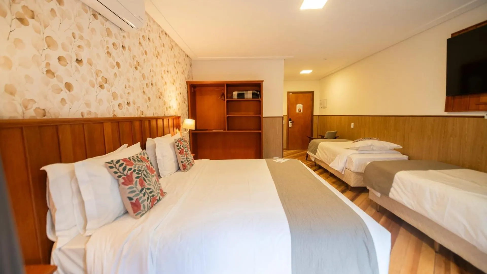 Hotel Pousada Santa Felicidade Campos do Jordao