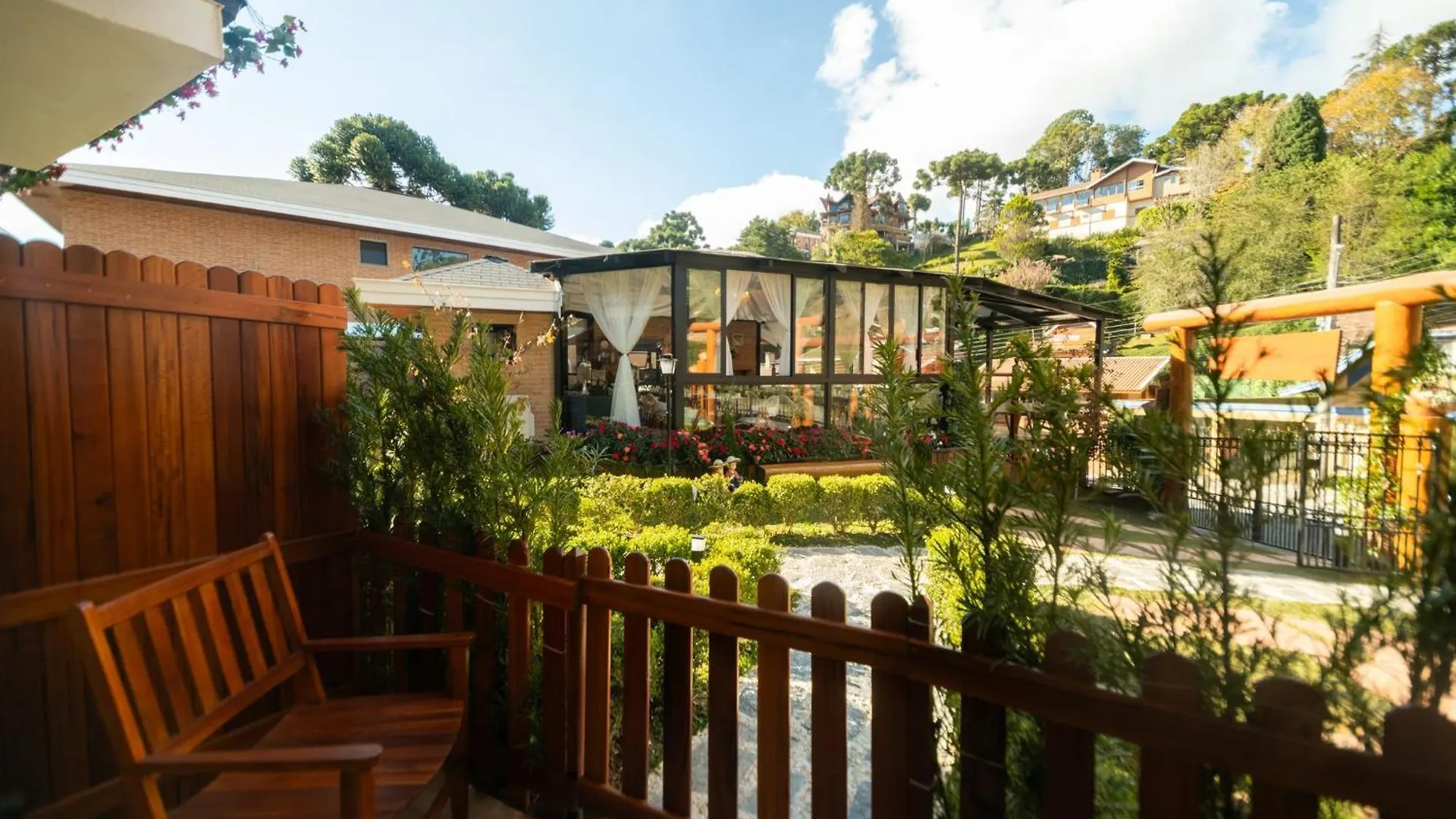 Pousada Santa Felicidade Campos do Jordao Hotel